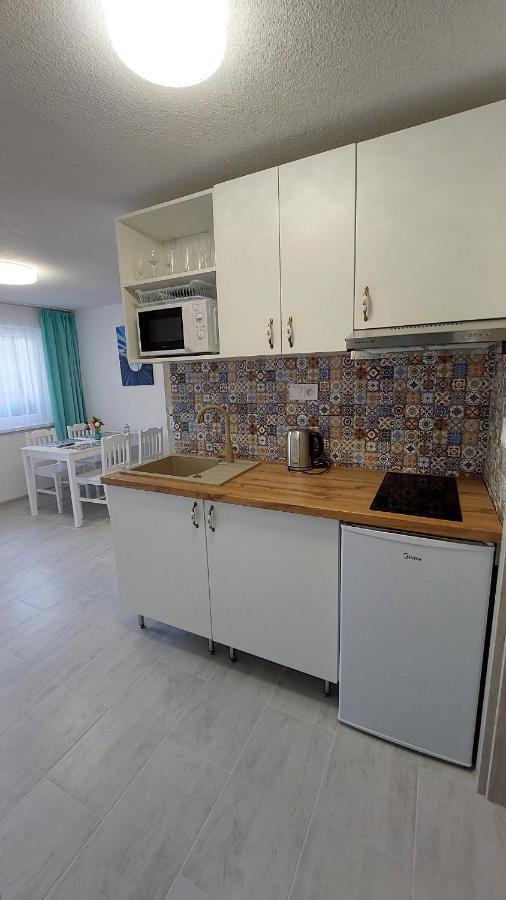 Apartmany Nad Tajovom بانْشكا بيشتريتْسا المظهر الخارجي الصورة