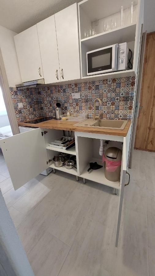 Apartmany Nad Tajovom بانْشكا بيشتريتْسا المظهر الخارجي الصورة